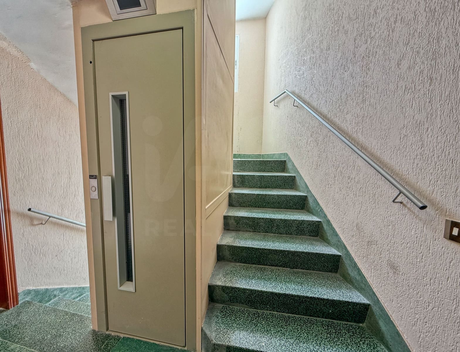 3 makuuhuone Huoneisto myytävänä paikassa Madrid kaupunki - 365 700 € (Ref: 10135128)