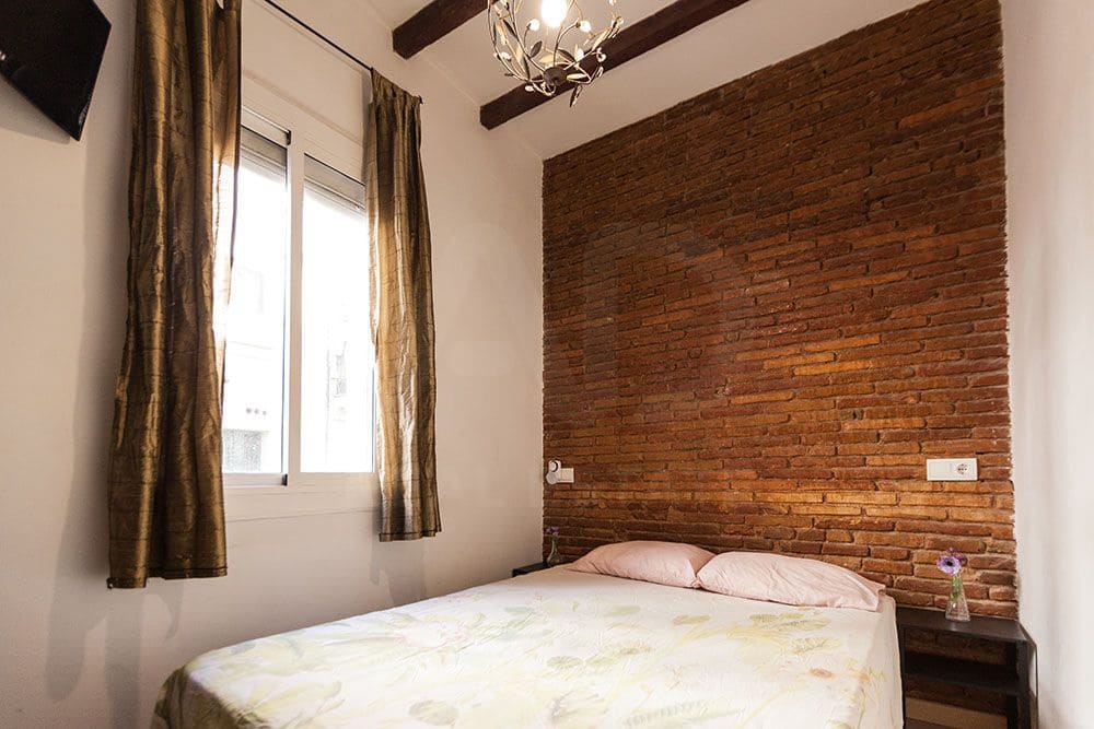 1 soveværelse Lejlighed til salg i Barcelona by - € 199.000 (Ref: 10135133)