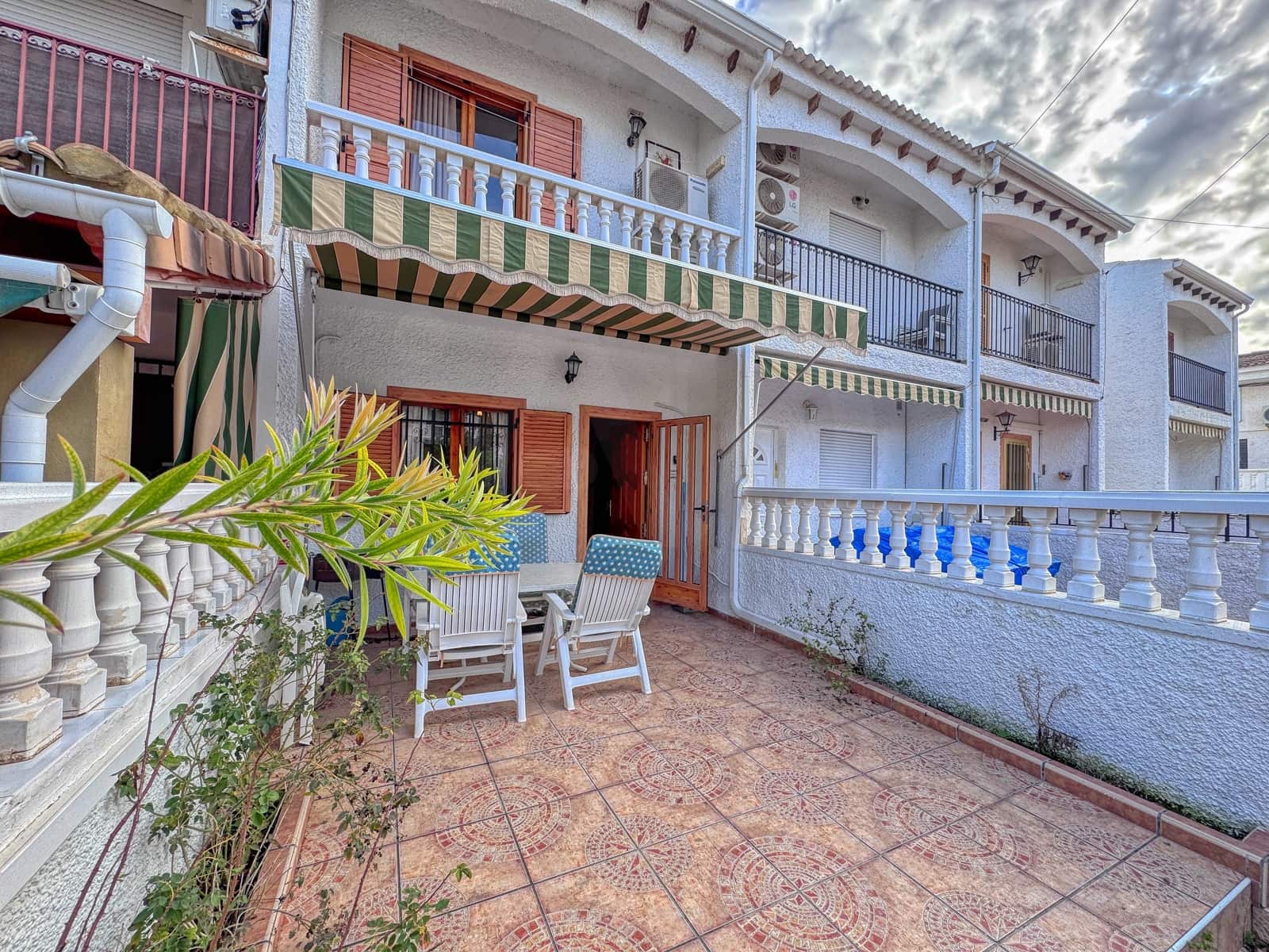 2 bedroom Apartment for sale in Santa Pola with pool - € 179,500 (Ref: 10135544)