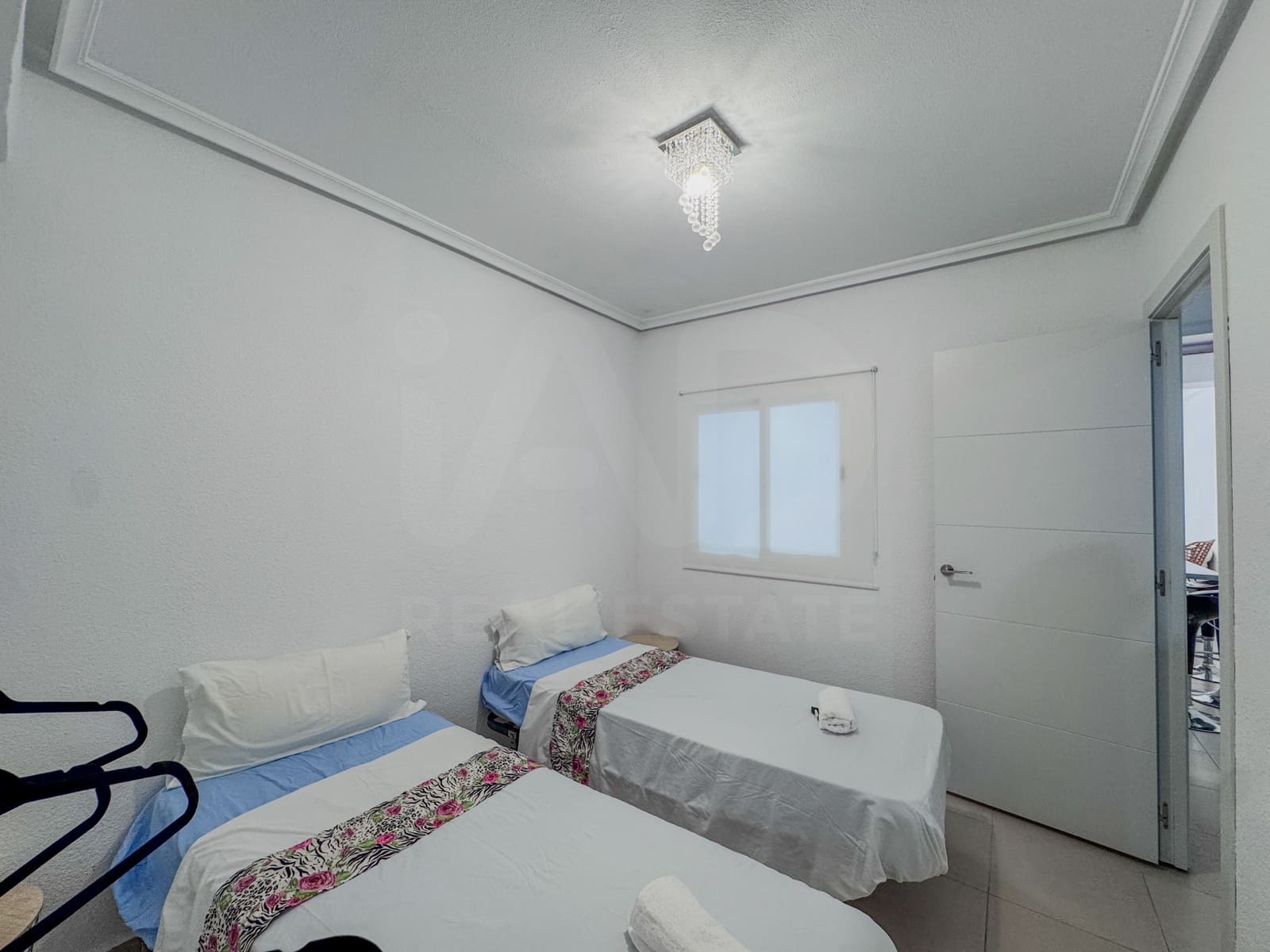 4 soveværelse Lejlighed til salg i Alicante by - € 349.000 (Ref: 10135546)