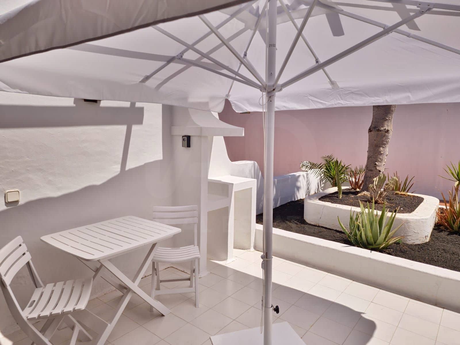 Apartamento de 1 habitación en Costa Teguise en venta con piscina - 175.000 € (Ref: 10135549)