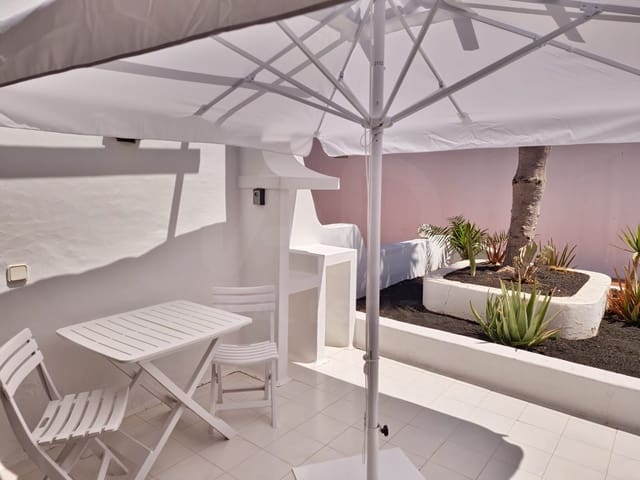 Apartamento de 1 habitación en Costa Teguise, Teguise en venta con piscina - 175.000 € (Ref: 10135549)