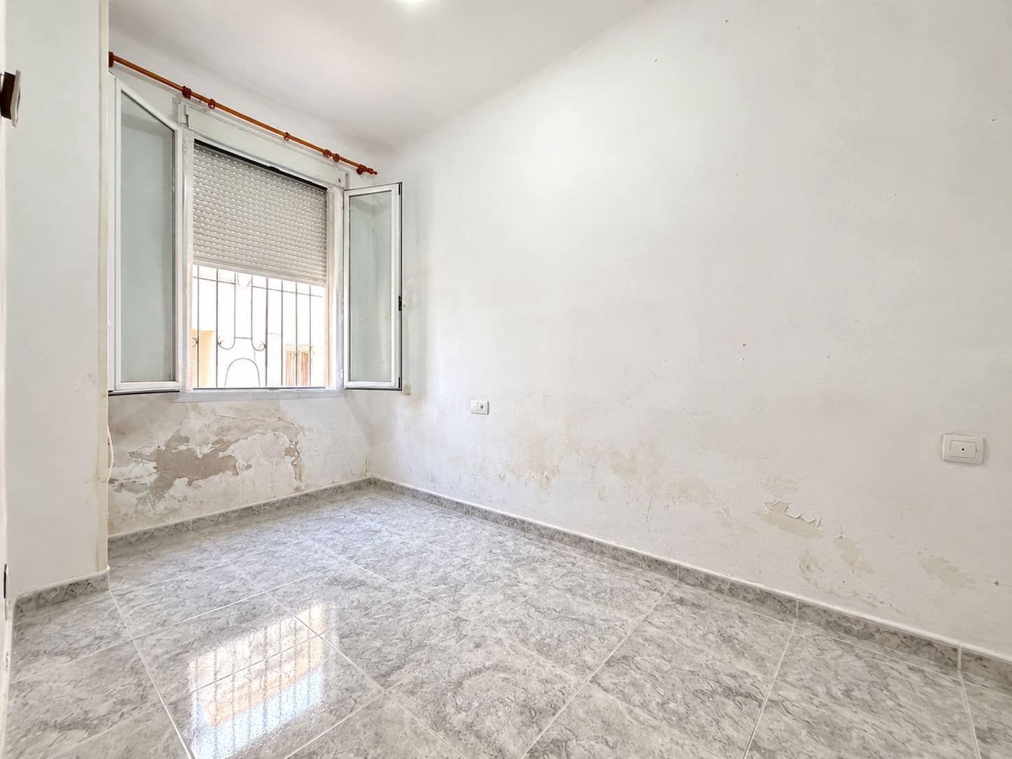 4 soveværelse Lejlighed til salg i Abaran med garage - € 85.000 (Ref: 10135550)