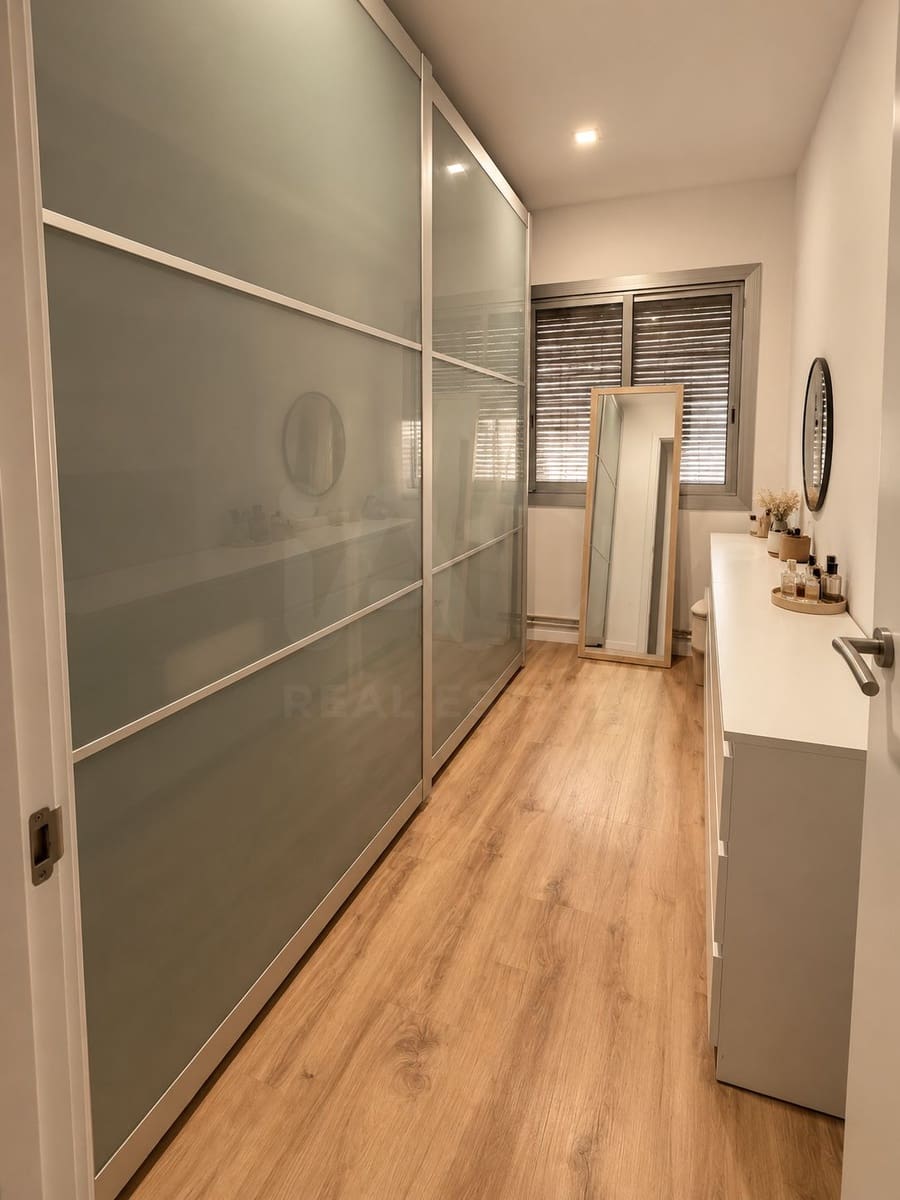 3 soveværelse Lejlighed til salg i Sant Vicenc dels Horts - € 265.000 (Ref: 10135552)