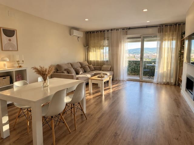 3 soveværelse Lejlighed til salg i Sant Vicenç dels Horts - € 265.000 (Ref: 10135552)