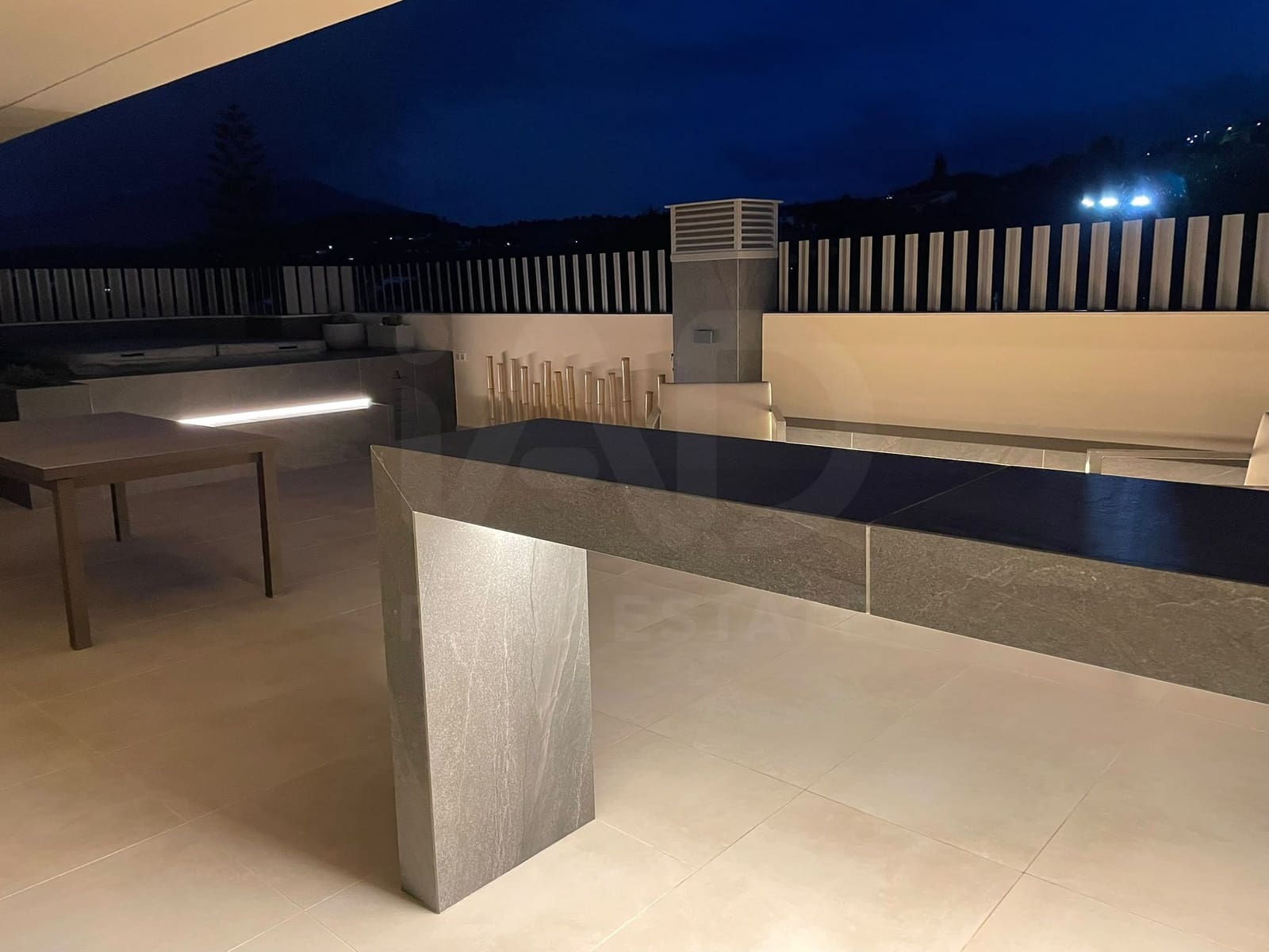 3 Zimmer Penthouse zu verkaufen in Coin mit Pool Garage - 519.000 € (Ref: 10135555)