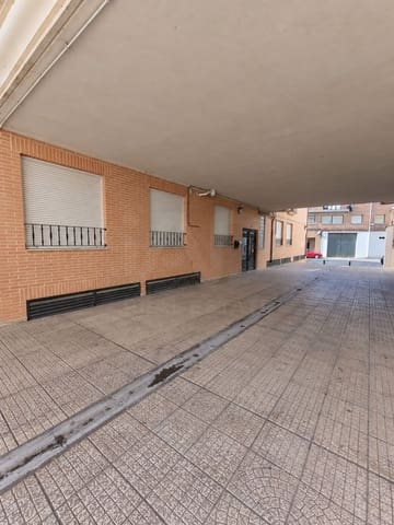 1 bedroom Apartment for rent in Sahagún with garage - € 350 (Ref: 10135558)