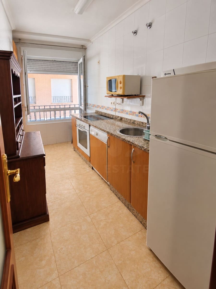 1 bedroom Apartment for rent in Sahagun with garage - € 350 (Ref: 10135558)