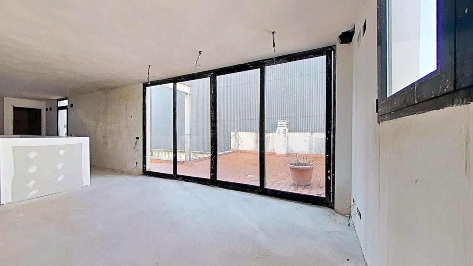 5 sovrum Lägenhet till salu i La Vall d'Uixo med garage - 350 000 € (Ref: 10135987)