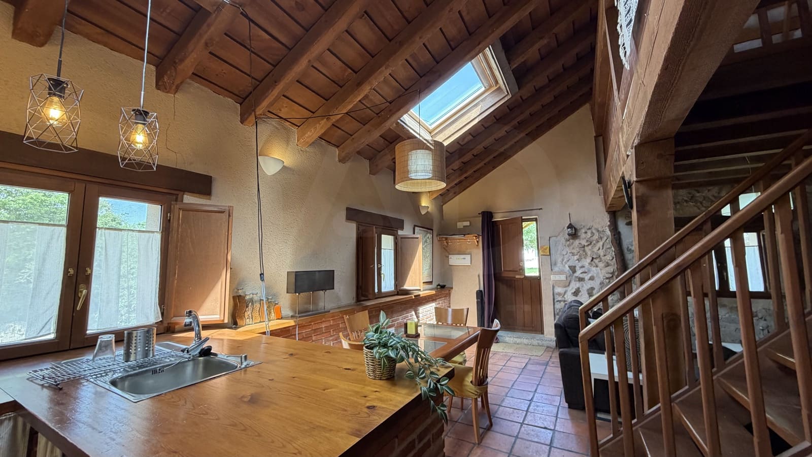 Casa de 2 habitaciones en Segovia ciudad en venta - 140.000 € (Ref: 10135988)