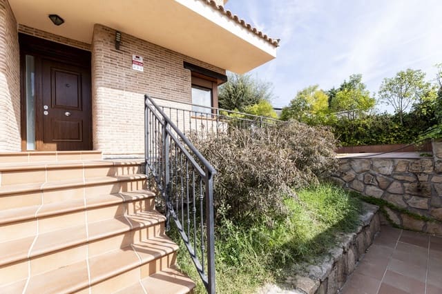 5 quarto Apartamento para venda em Guadalix de la Sierra com garagem - 520 000 € (Ref: 10136565)
