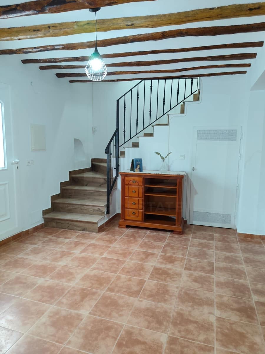 4 bedroom Apartment for sale in Zarzadilla de Totana with garage - € 85,000 (Ref: 10136567)