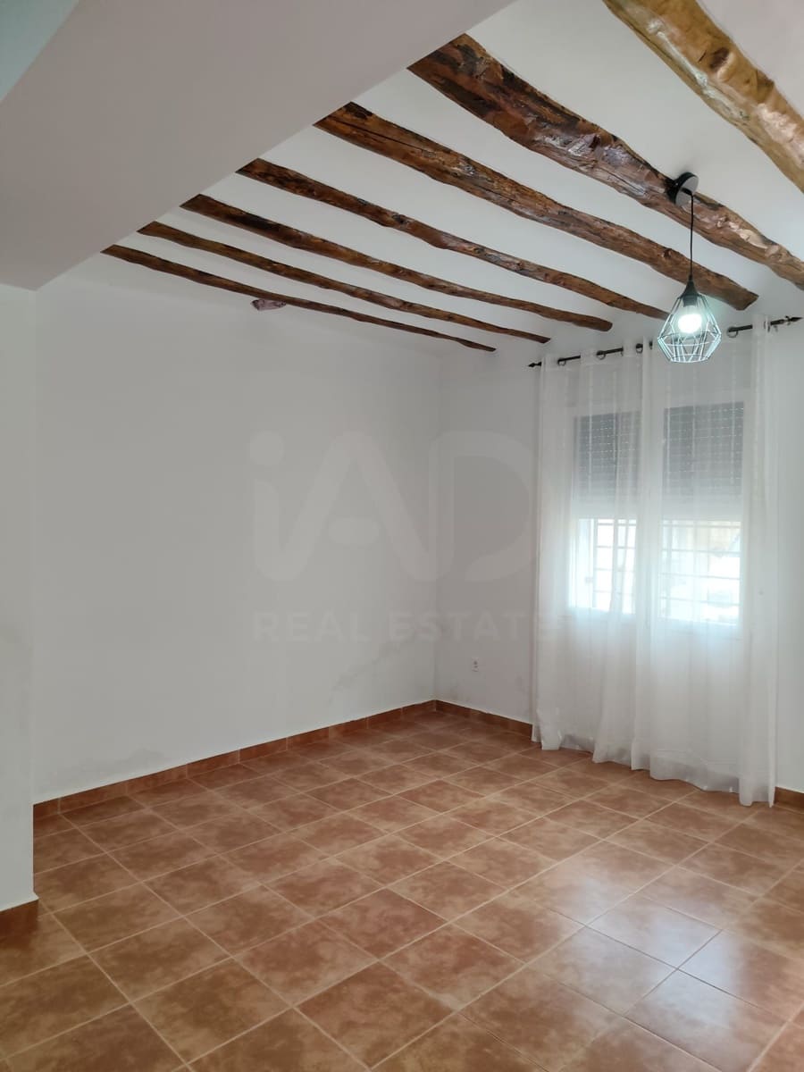 4 bedroom Apartment for sale in Zarzadilla de Totana with garage - € 85,000 (Ref: 10136567)