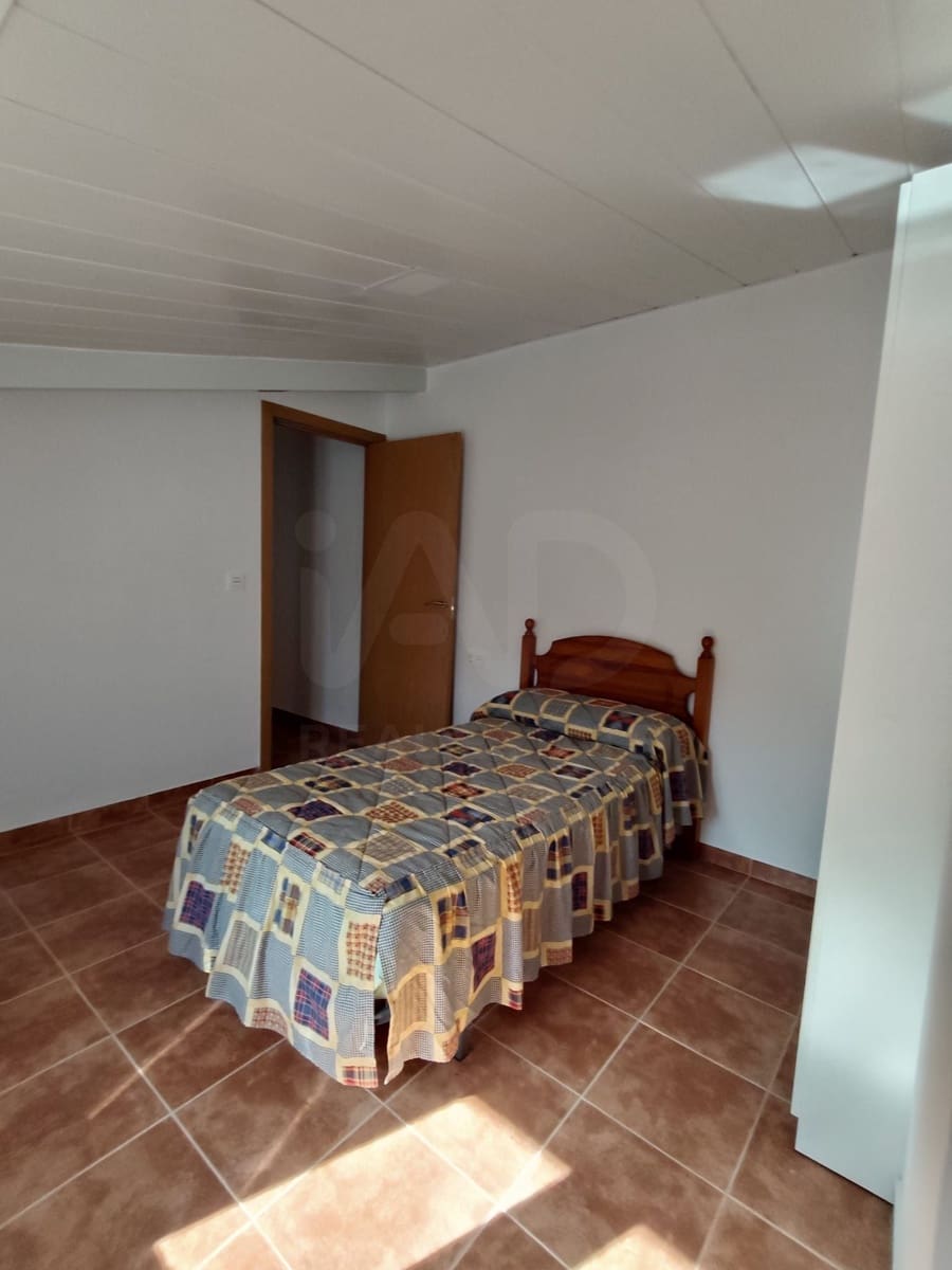 4 bedroom Apartment for sale in Zarzadilla de Totana with garage - € 85,000 (Ref: 10136567)