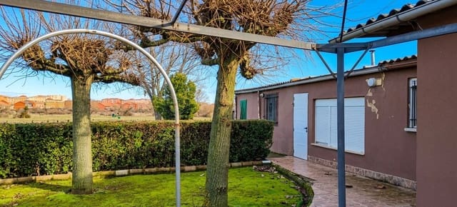 Bauplatz zu verkaufen in San Andrés del Rabanedo - 90.000 € (Ref: 10136576)