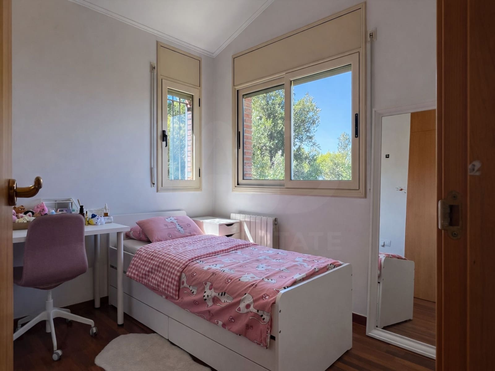 Apartamento de 4 habitaciones en Vallromanes en venta con piscina garaje - 725.000 € (Ref: 10136578)