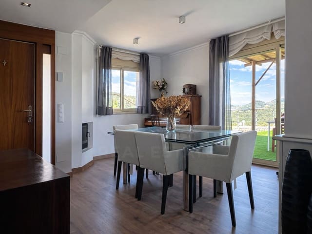 4 bedroom Apartment for sale in Vallromanes with pool garage - € 725,000 (Ref: 10136578)