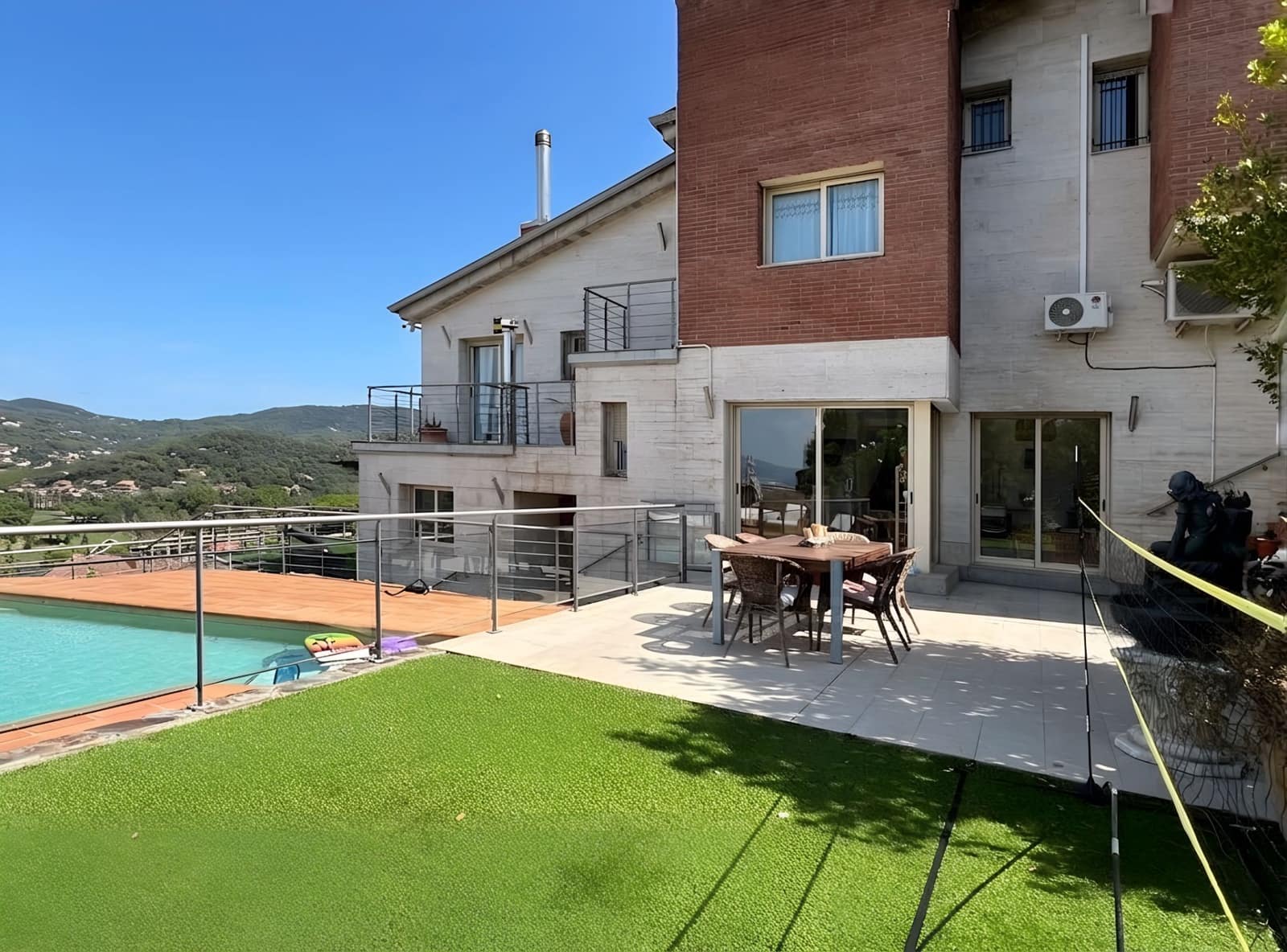 Apartamento de 4 habitaciones en Vallromanes en venta con piscina garaje - 725.000 € (Ref: 10136578)