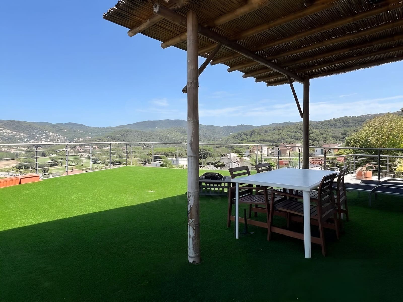 Apartamento de 4 habitaciones en Vallromanes en venta con piscina garaje - 725.000 € (Ref: 10136578)