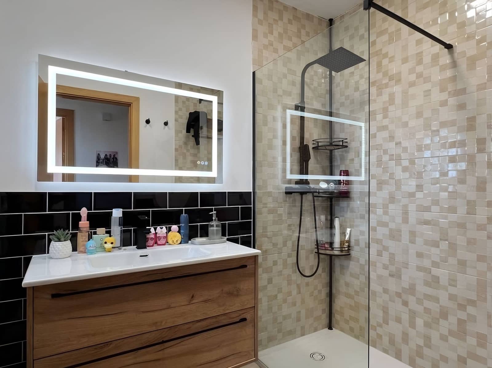 4 bedroom Apartment for sale in Vallromanes with pool garage - € 725,000 (Ref: 10136578)