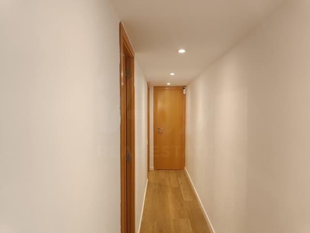 3 quarto Apartamento para venda em Navas, Barcelona cidade - 365 000 € (Ref: 10138999)