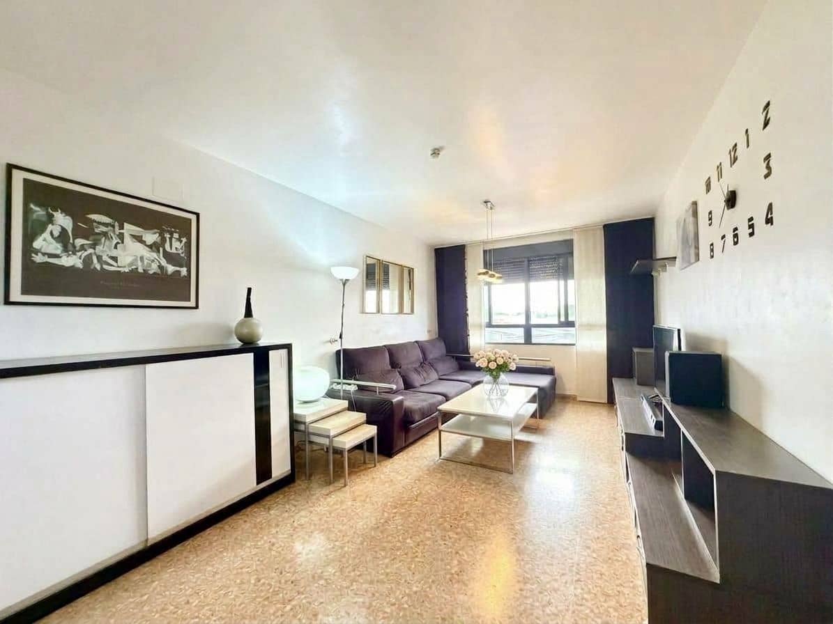 2 bedroom Apartment for sale in Oliva with garage - € 162,000 (Ref: 10139006)