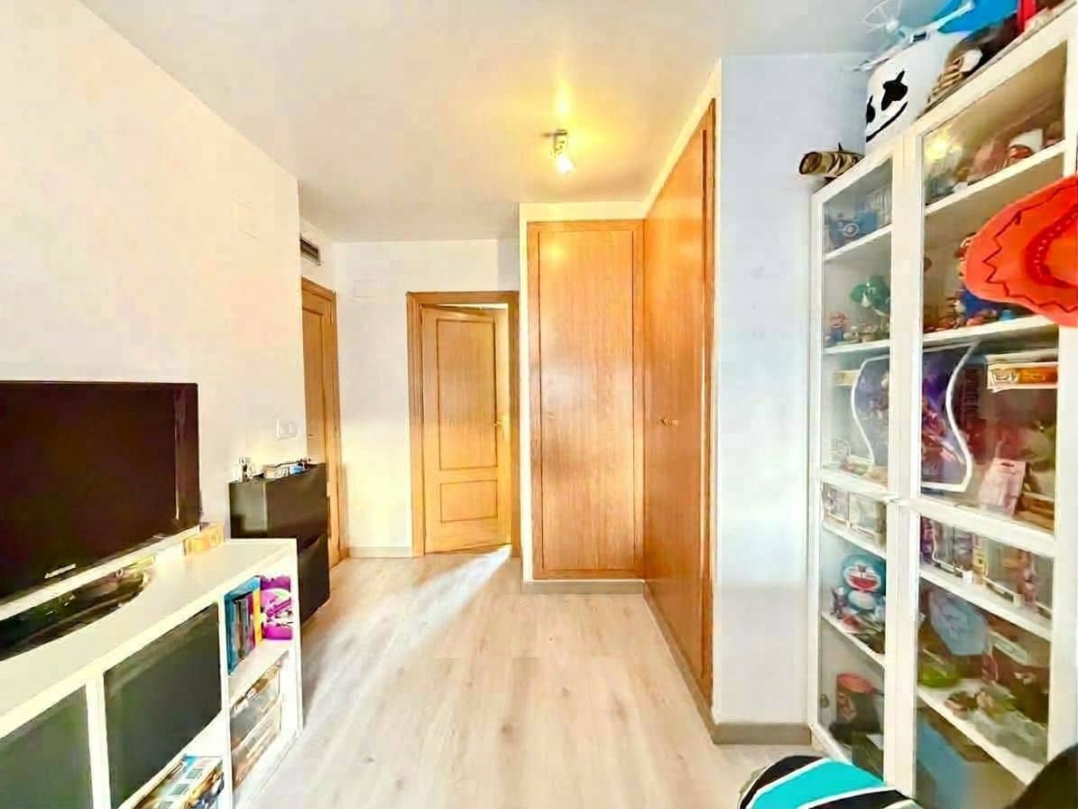 2 bedroom Apartment for sale in Oliva with garage - € 162,000 (Ref: 10139006)