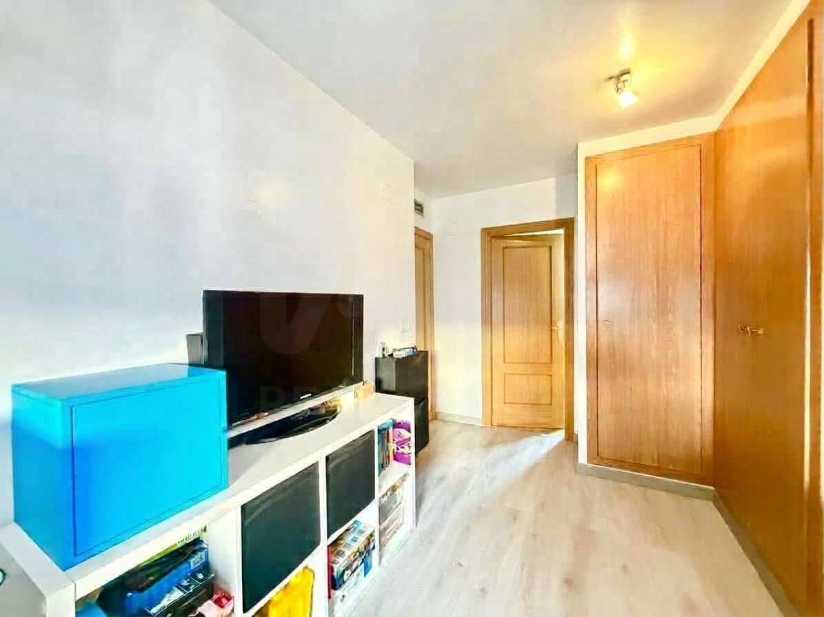 2 bedroom Apartment for sale in Oliva with garage - € 162,000 (Ref: 10139006)