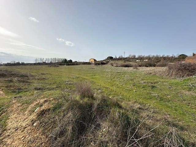 Undeveloped Land for sale in San Andrés del Rabanedo - € 39,000 (Ref: 10139009)