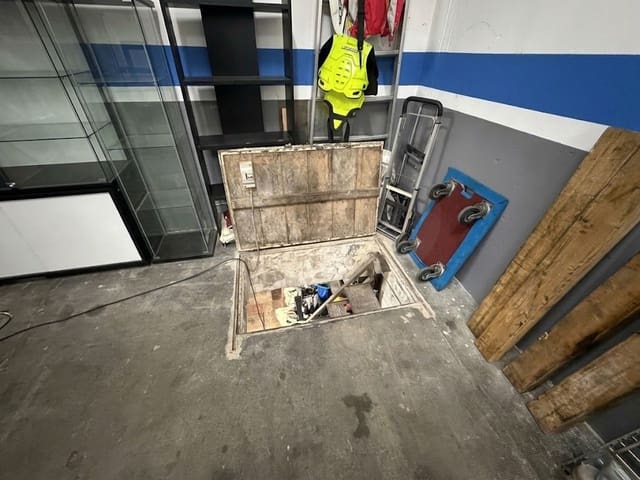 Commerciale in vendita in Valladolid città - 119.970 € (Rif: 10139021)