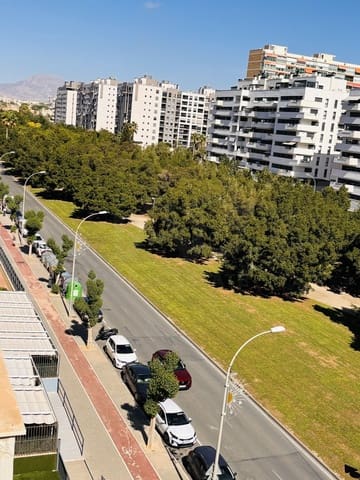 4 sovrum Lägenhet att hyra i PAU, Alicante stad med pool garage - 2 600 € (Ref: 10139022)