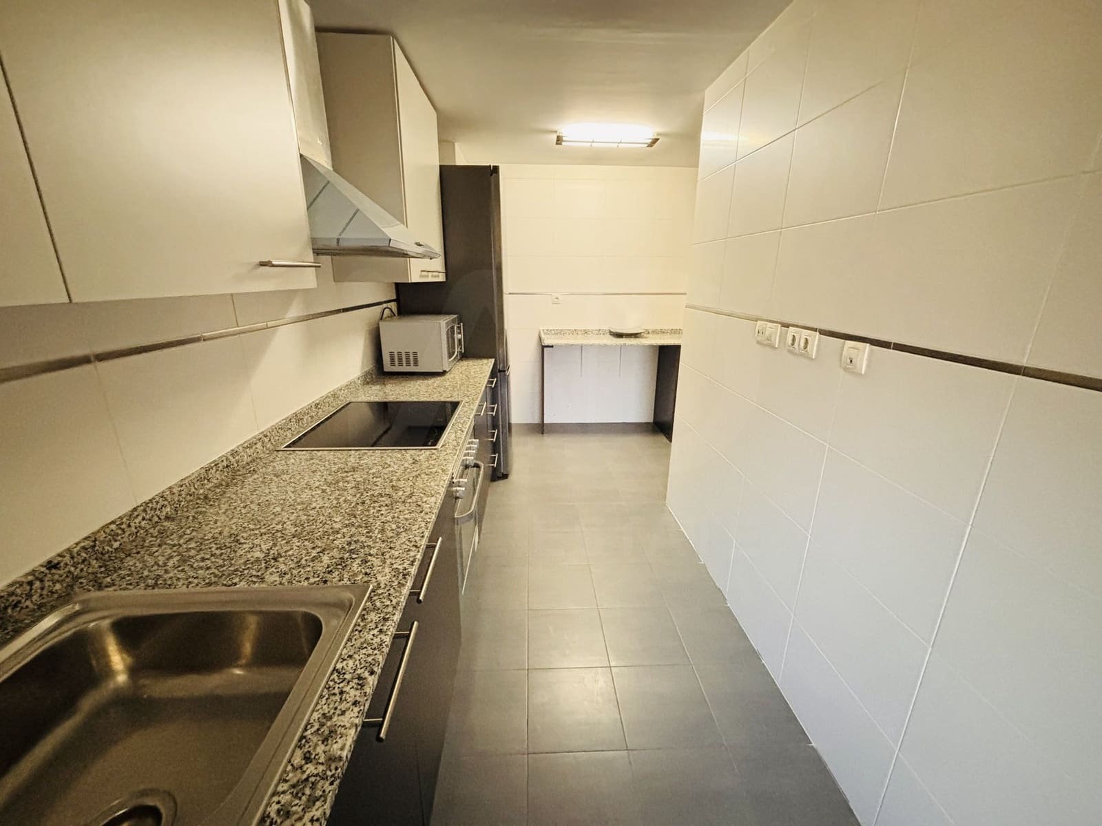 4 sovrum Lägenhet att hyra i Alicante stad med pool garage - 2 600 € (Ref: 10139022)