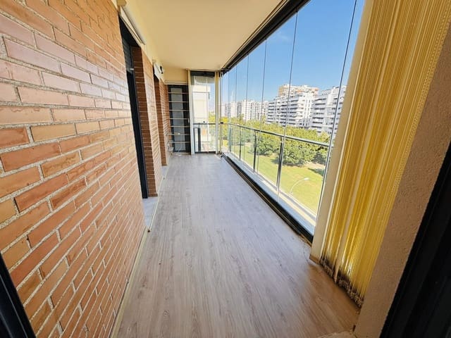 4 sovrum Lägenhet att hyra i PAU, Alicante stad med pool garage - 2 600 € (Ref: 10139022)