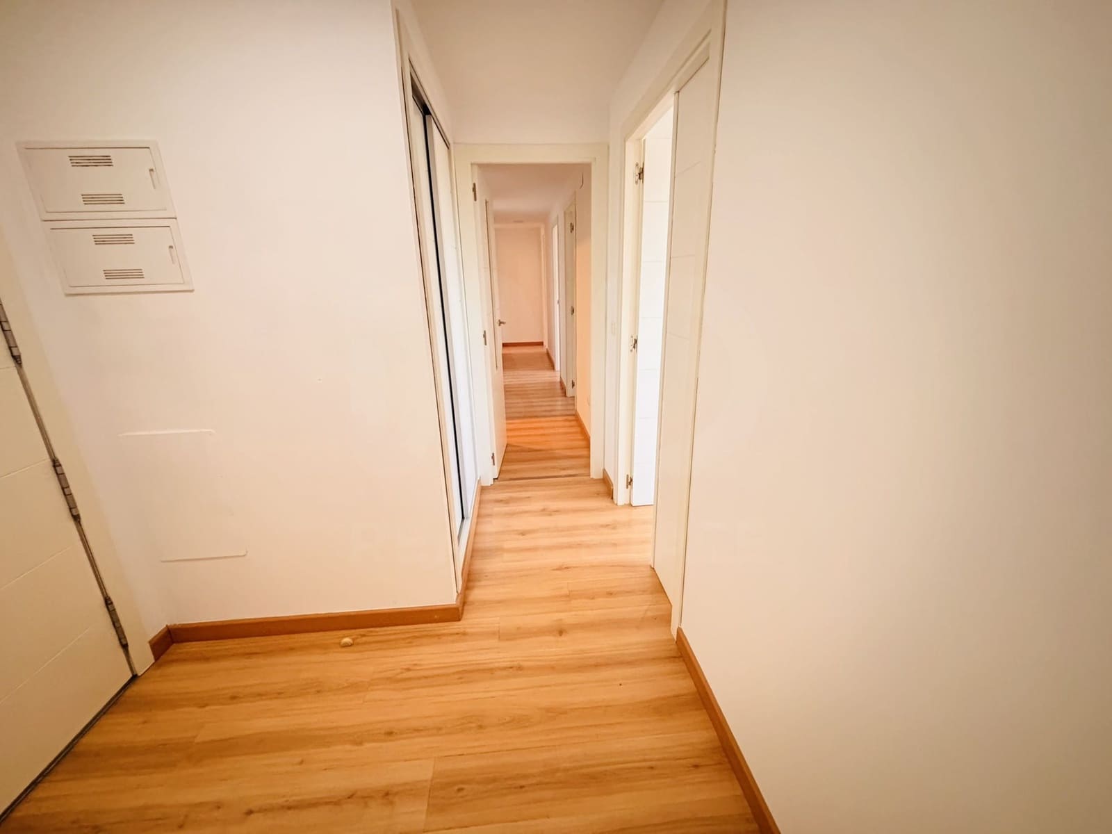 4 sovrum Lägenhet att hyra i Alicante stad med pool garage - 2 600 € (Ref: 10139022)