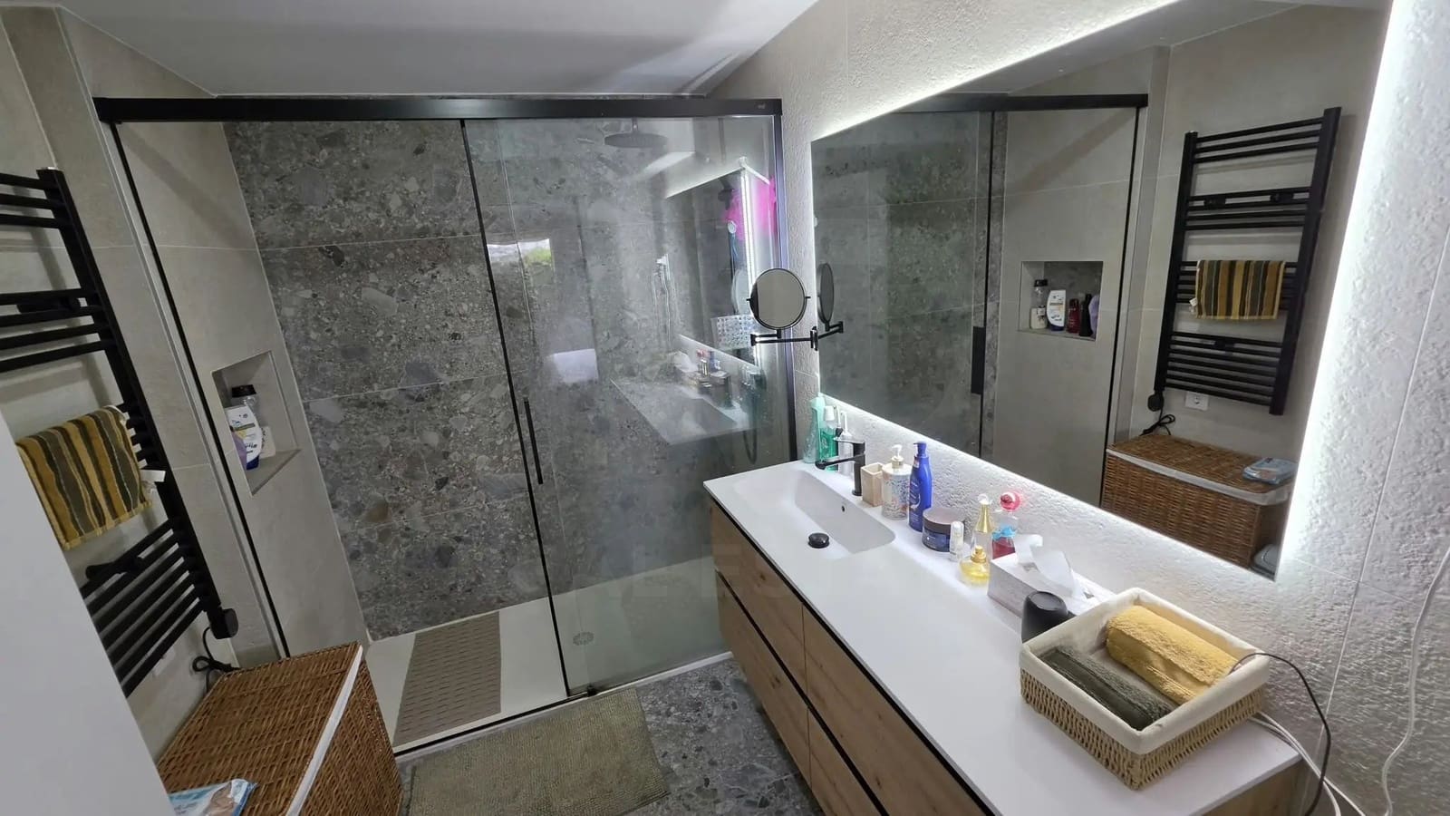 3 soveværelse Lejlighed til leje i Madrid by med garage - € 2.200 (Ref: 10140360)