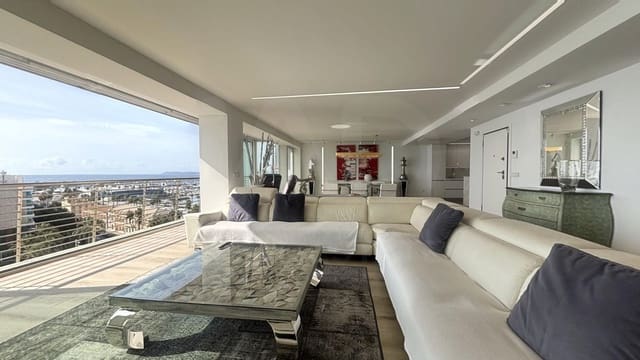 3 bedroom Penthouse for sale in Casco Antiguo - Sant Cruz - Ayuntamiento, Alicante / Alacant city - € 1,500,000 (Ref: 10141594)