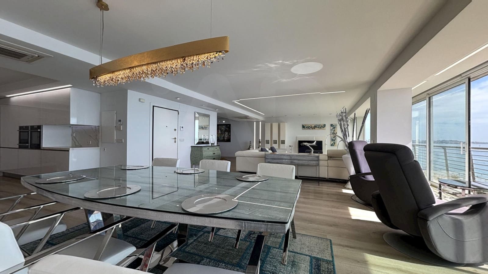3 bedroom Penthouse for sale in Alicante / Alacant city - € 1,500,000 (Ref: 10141594)