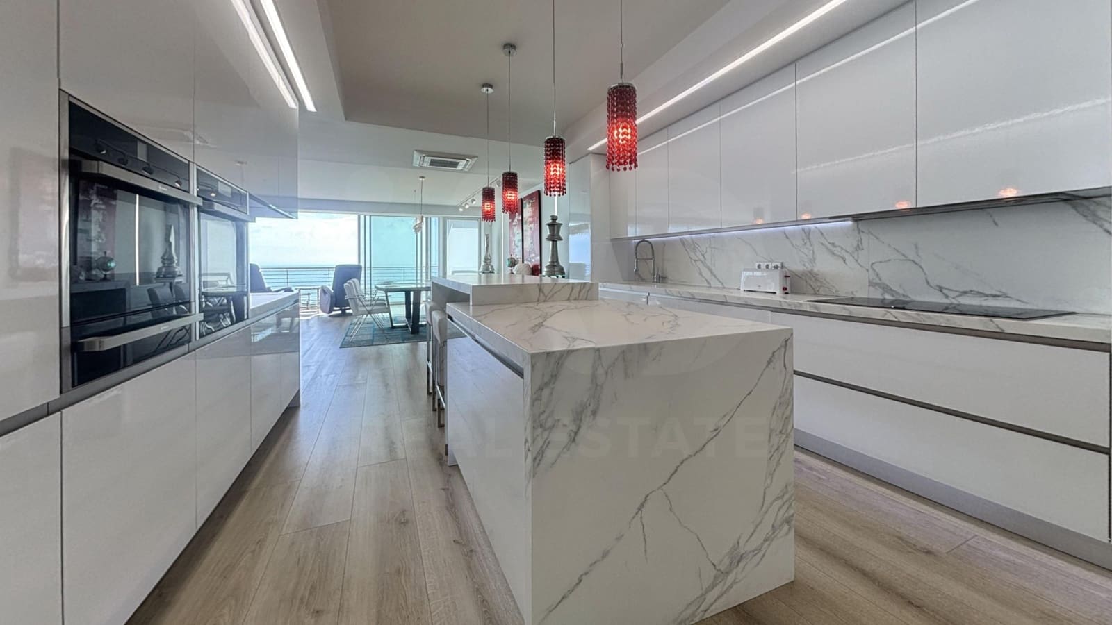 3 bedroom Penthouse for sale in Alicante / Alacant city - € 1,500,000 (Ref: 10141594)