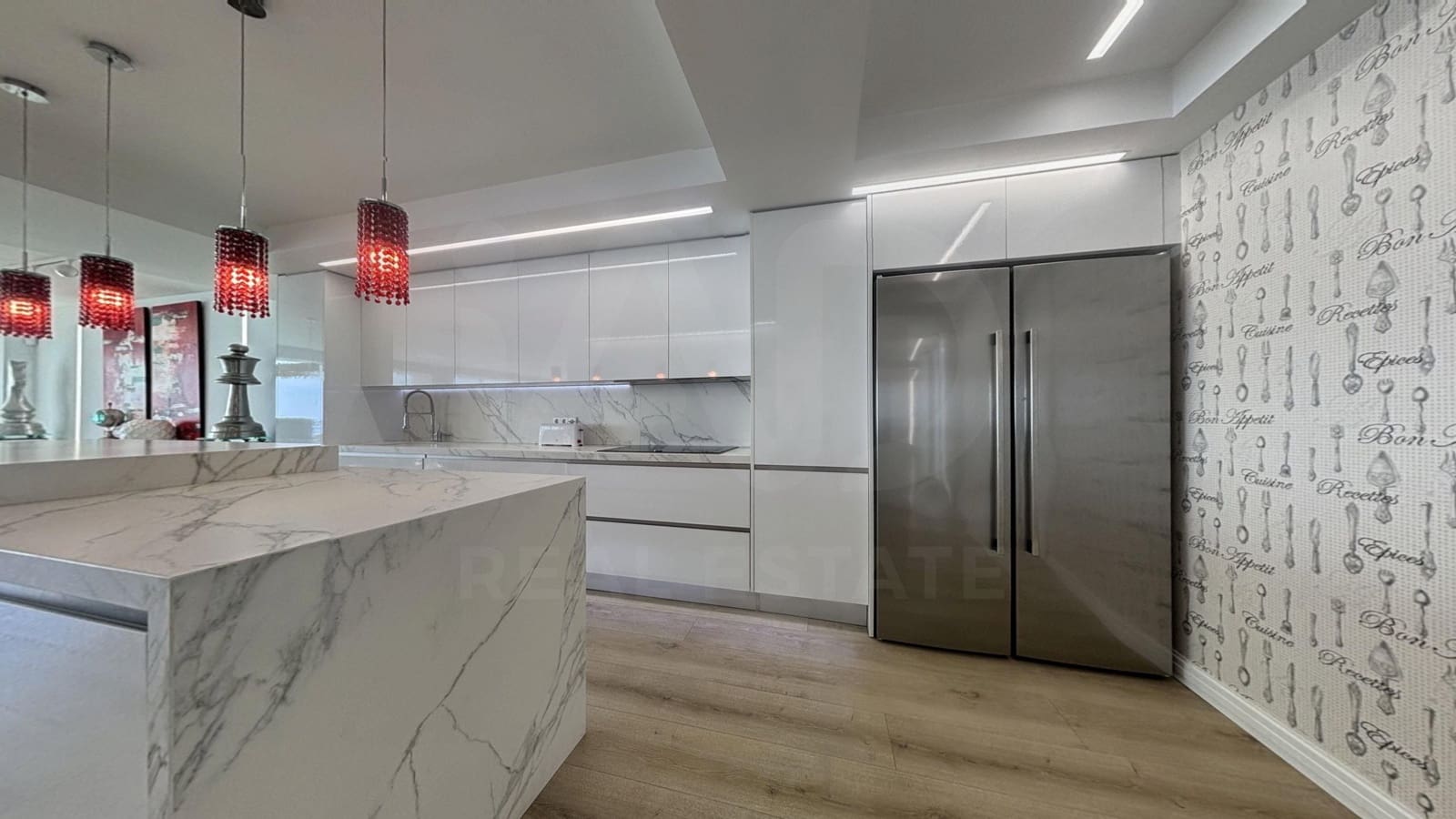3 bedroom Penthouse for sale in Alicante / Alacant city - € 1,500,000 (Ref: 10141594)