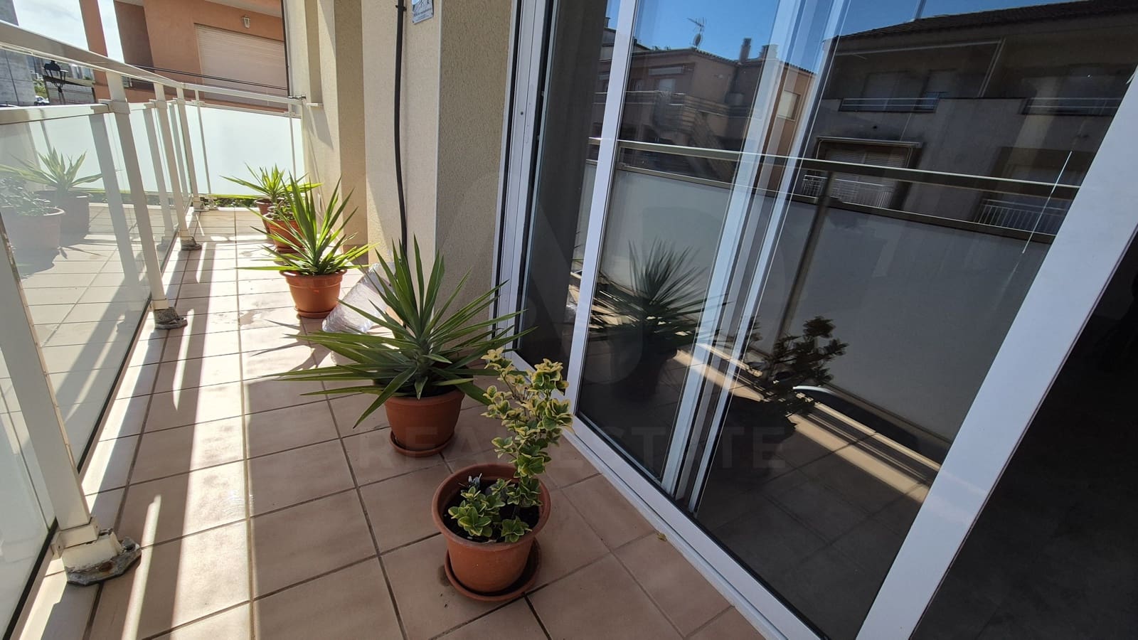 3 bedroom Apartment for sale in Bellvei - € 163,000 (Ref: 10141595)