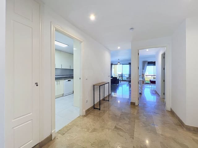 Appartement de 2 chambres à louer à Manilva - 1 450 € (Ref: 10141598)