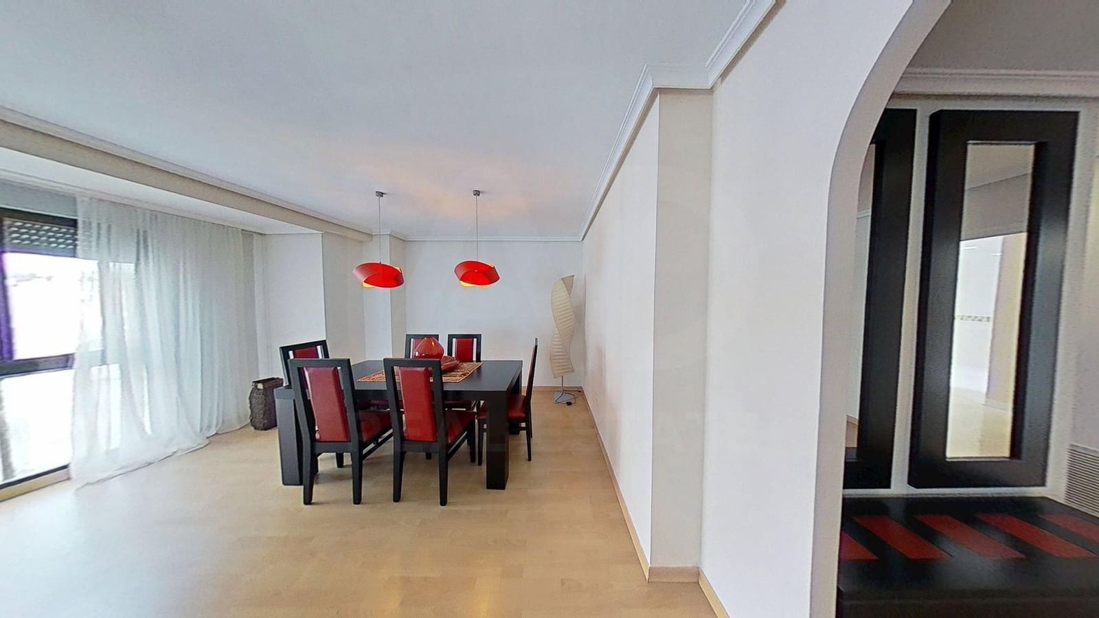 3 quarto Apartamento para arrendar em Alicante cidade - 1 900 € (Ref: 10141601)