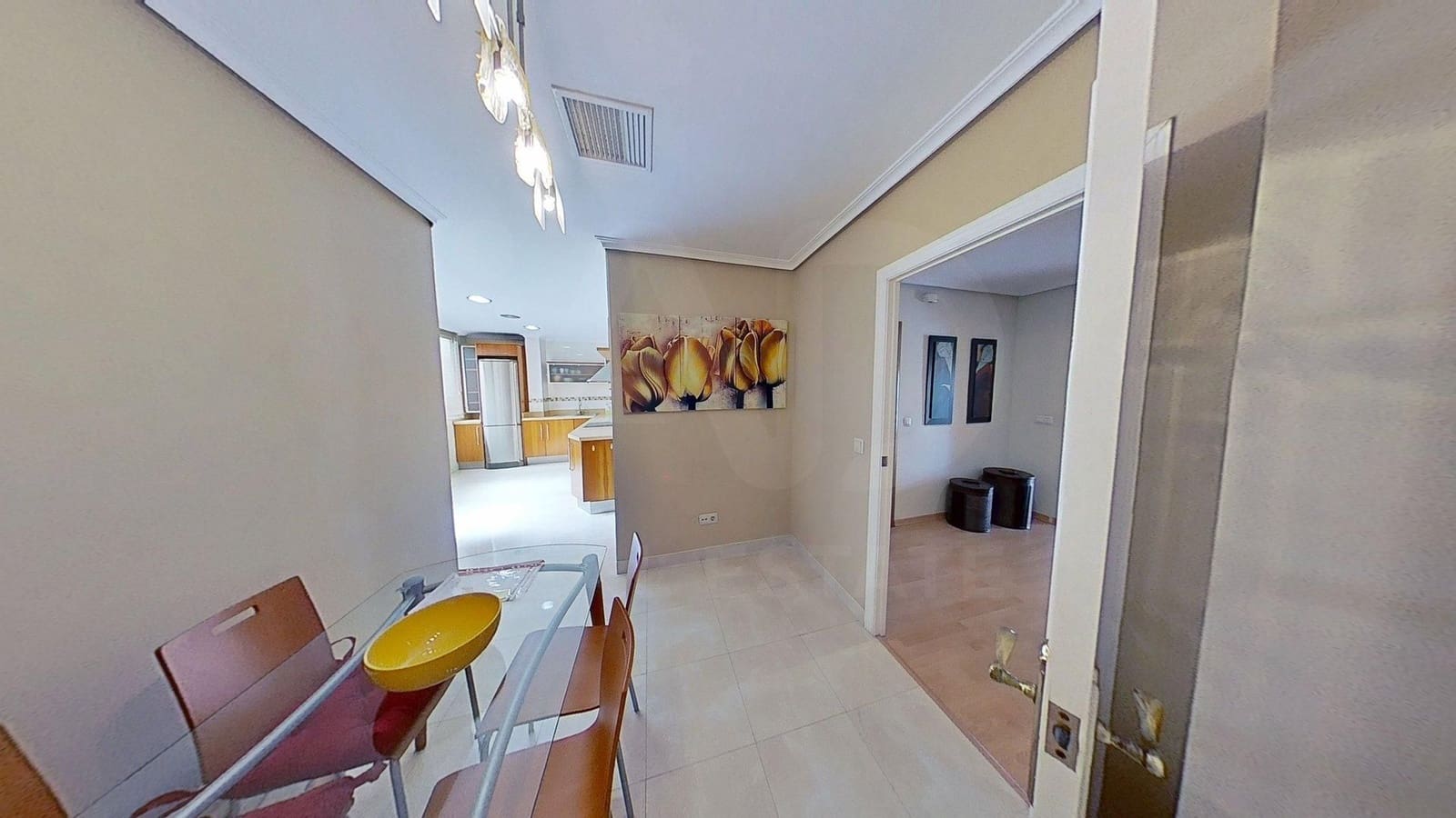 3 quarto Apartamento para arrendar em Alicante cidade - 1 900 € (Ref: 10141601)