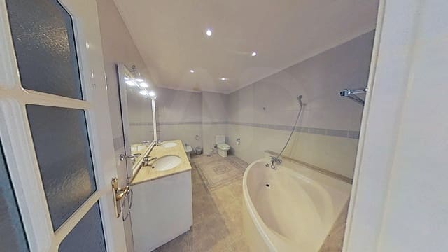 3 camera da letto Appartamento da affittare in Barrio del Centro, Alicante città - 1.900 € (Rif: 10141601)