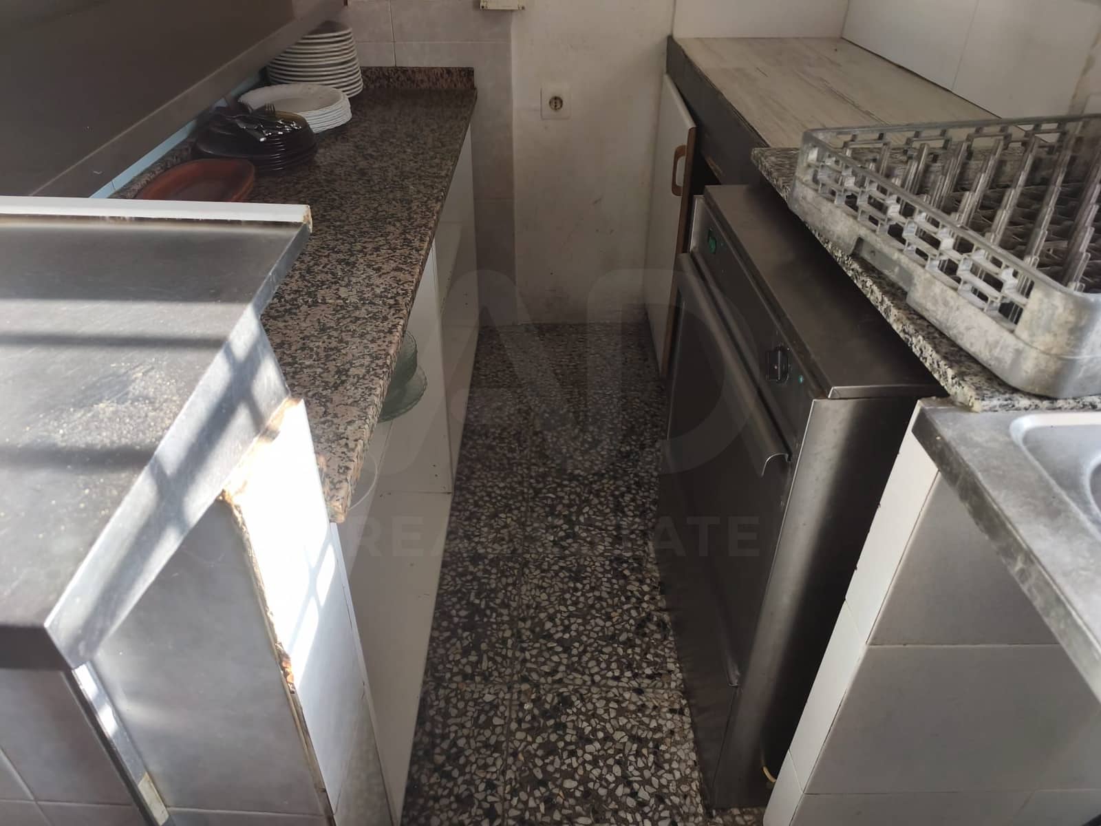 Commercial for rent in La Bisbal del Penedes - € 450 (Ref: 10145064)