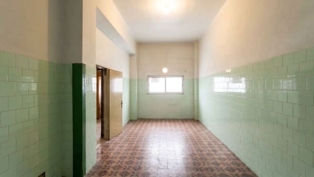 6 sovrum Kommersiell till salu i Castelló de la Plana - 74 000 € (Ref: 10145065)