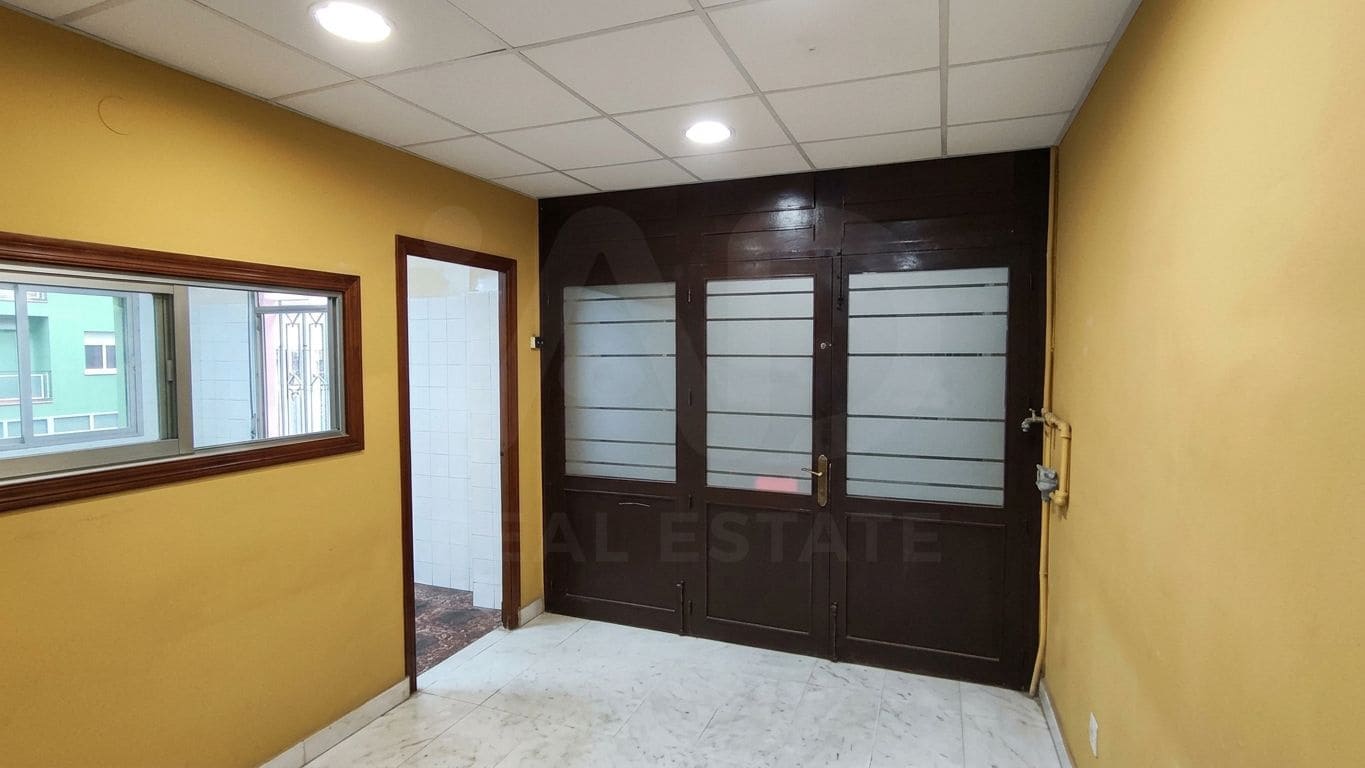 Local Comercial de 6 habitaciones en Castelló de la Plana en venta - 74.000 € (Ref: 10145065)