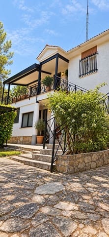 4 chambre Maison de Ville à vendre à Costa de Madrid, San Martín de Valdeiglesias avec piscine garage - 275 000 € (Ref: 10145204)