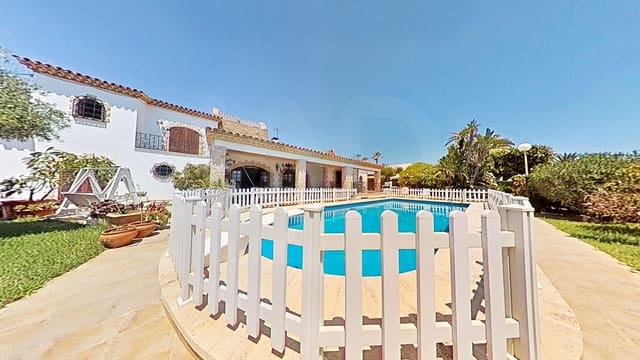 5 sypialnia Willa na sprzedaż w Calas Santa Pola Este, Santa Pola z basenem garażem - 3 500 000 € (Ref: 10145208)
