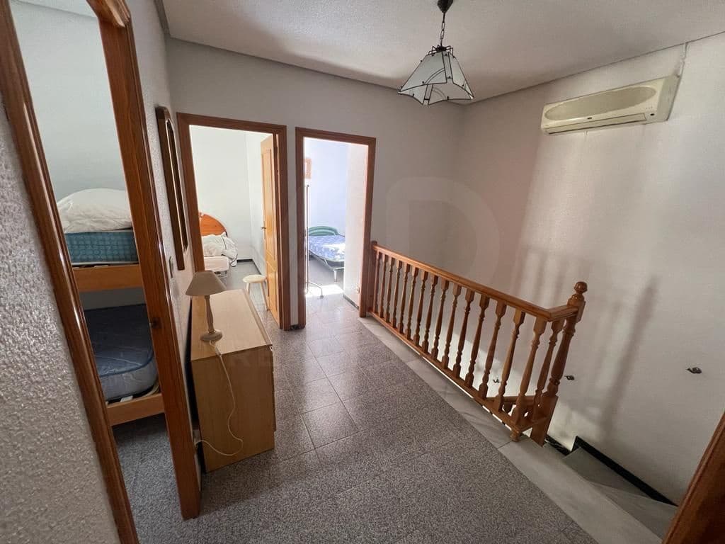 5 soveværelse Byhus til salg i Santa Pola - € 290.000 (Ref: 10145677)